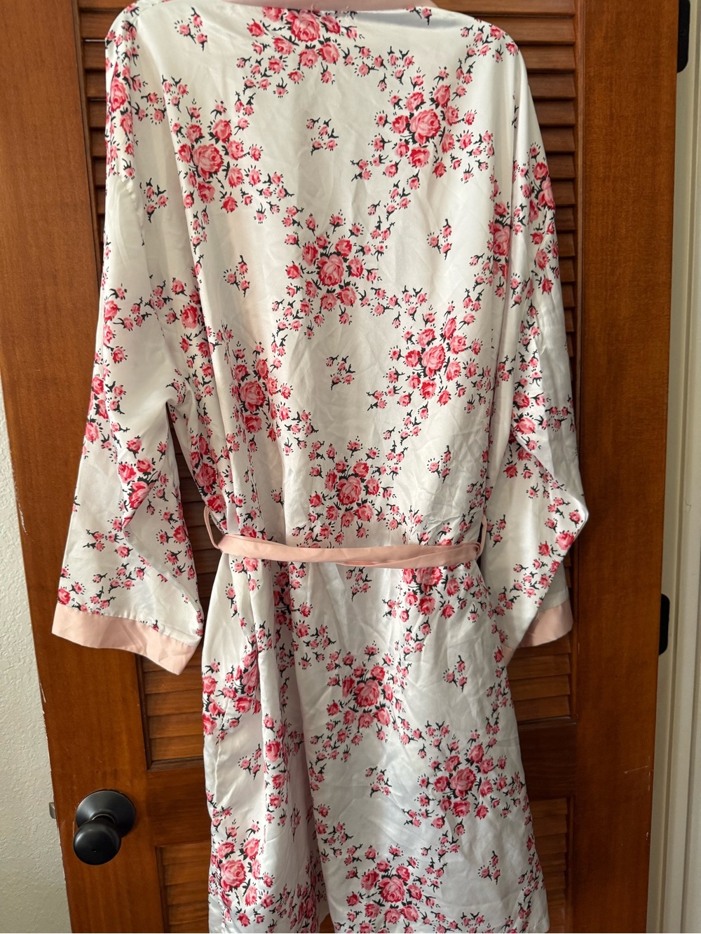 Morgan Lane x Fab Fit Fun Robe - Picture 2 of 9